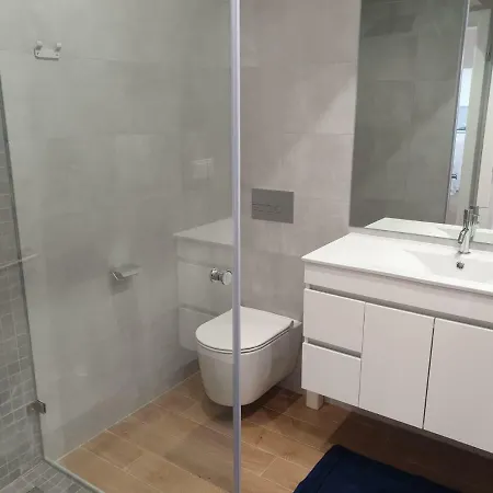 Exceptional Sea View Luxury 30m Beach 公寓 波尔蒂芒